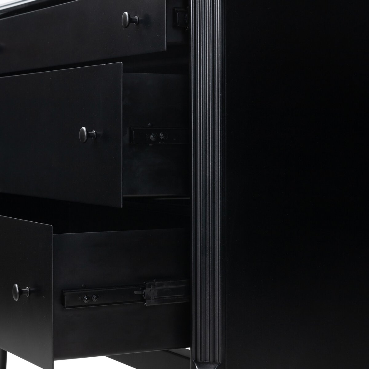 Lendon 3 Drawer Dresser