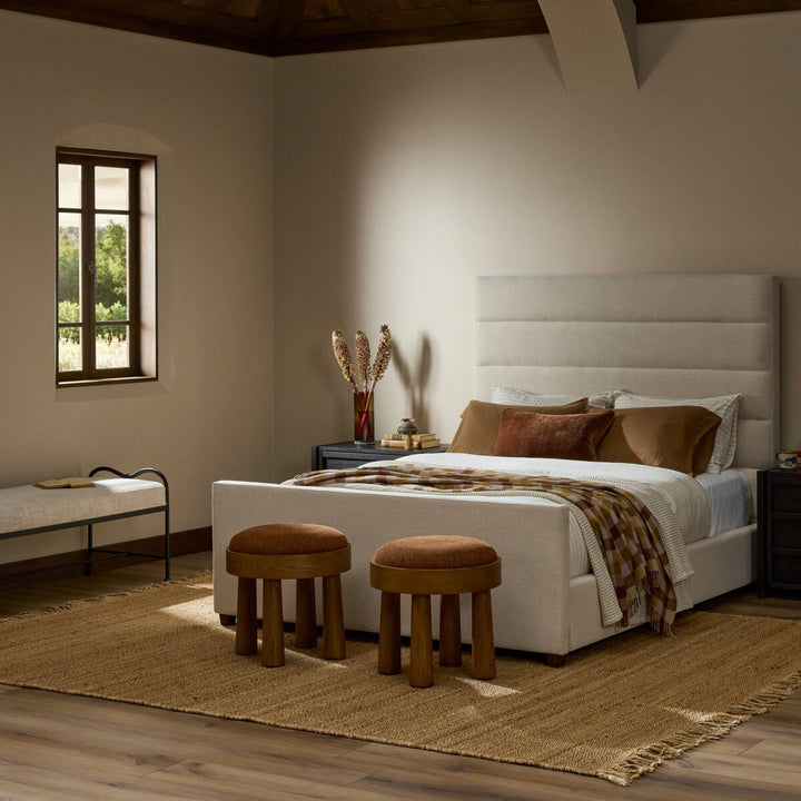 Daphne Bed - Crypton Wayfarer Snow - Queen - 106045-207_4