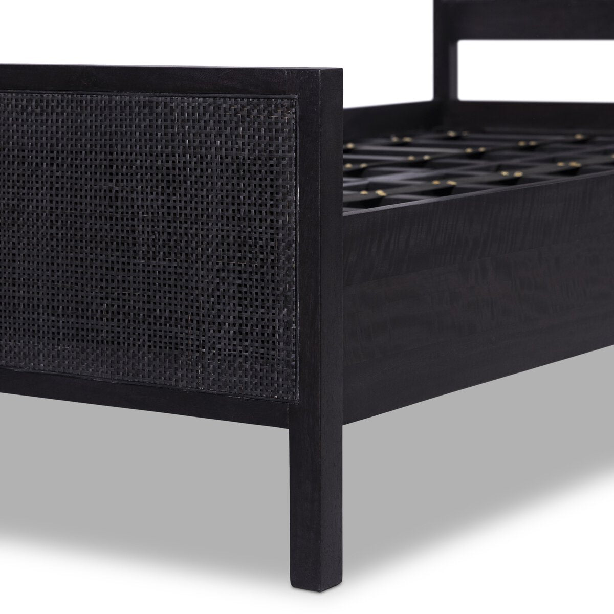 Sydney Bed