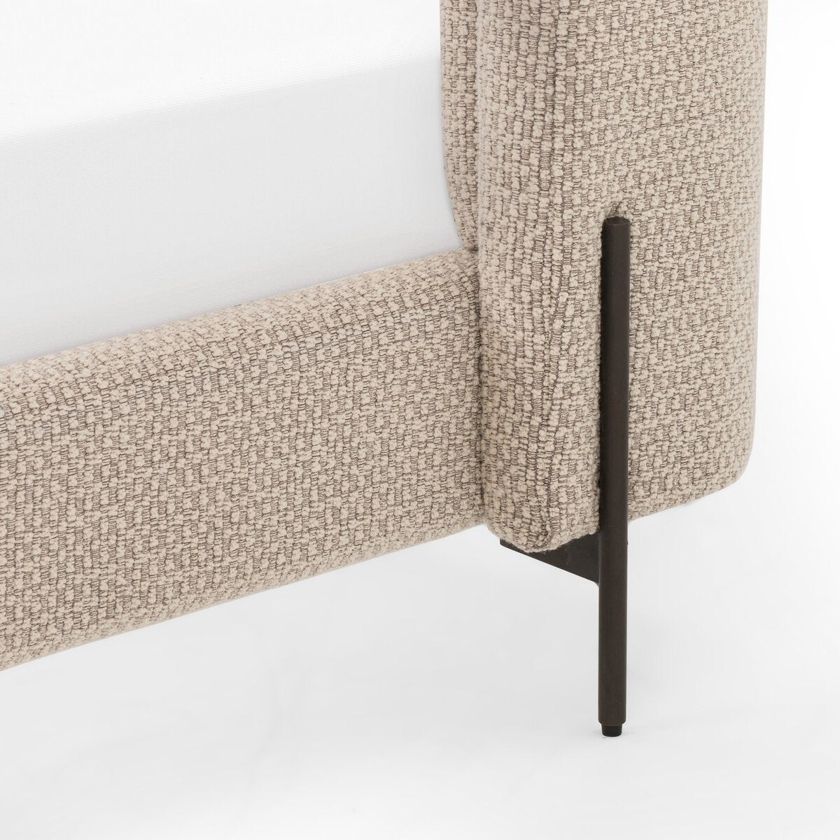 Dobson Bed - King - 108397-004_5