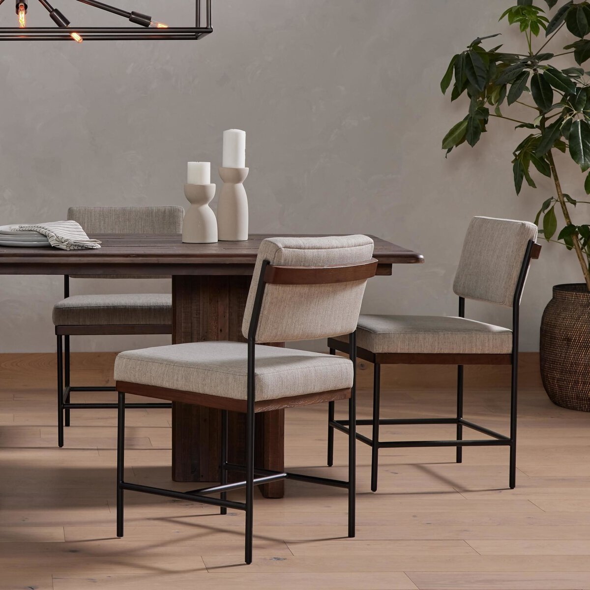 Benton Dining Chair - Savile Flannel - 109317-001_4