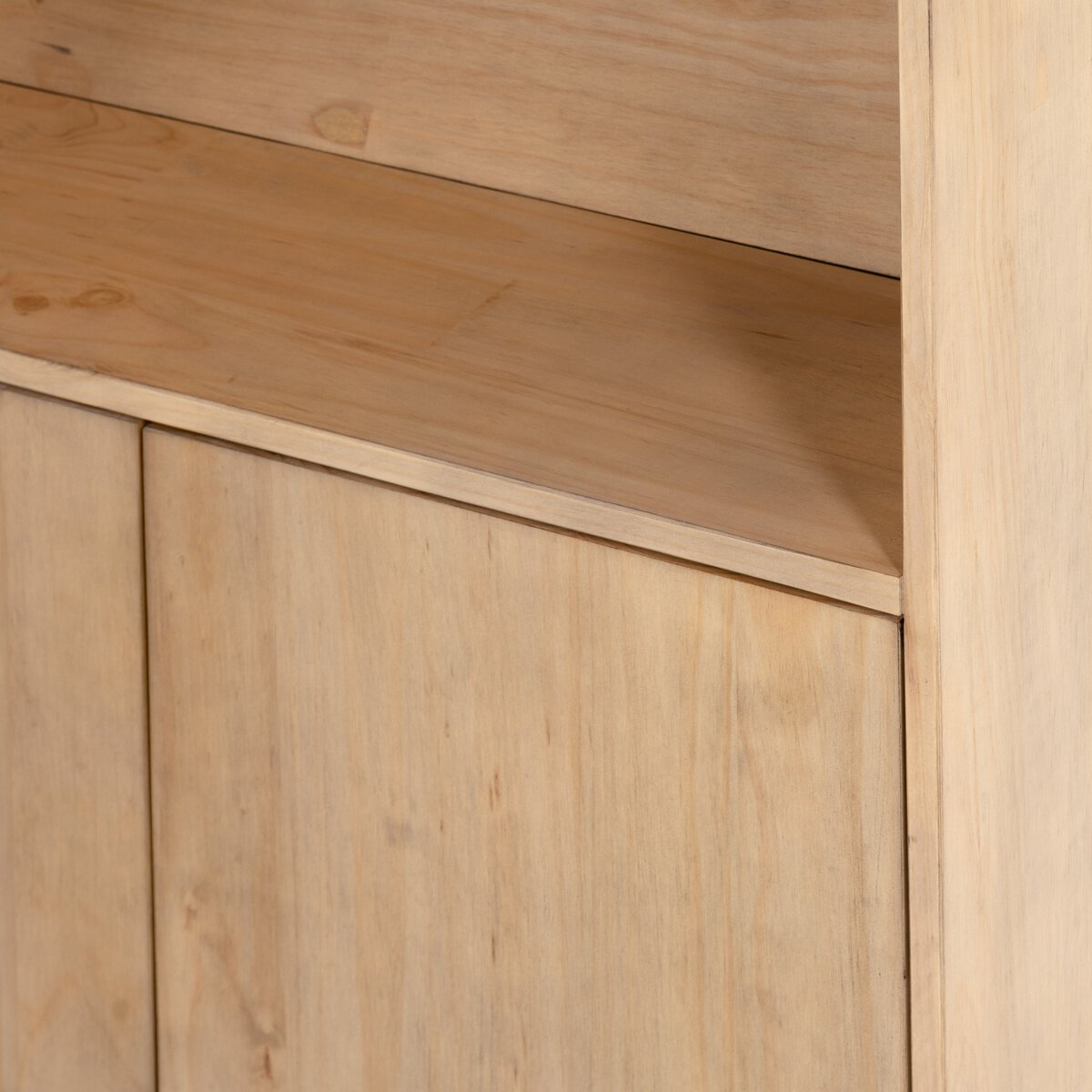 Bane Triple Bookshelf w/ Ladder