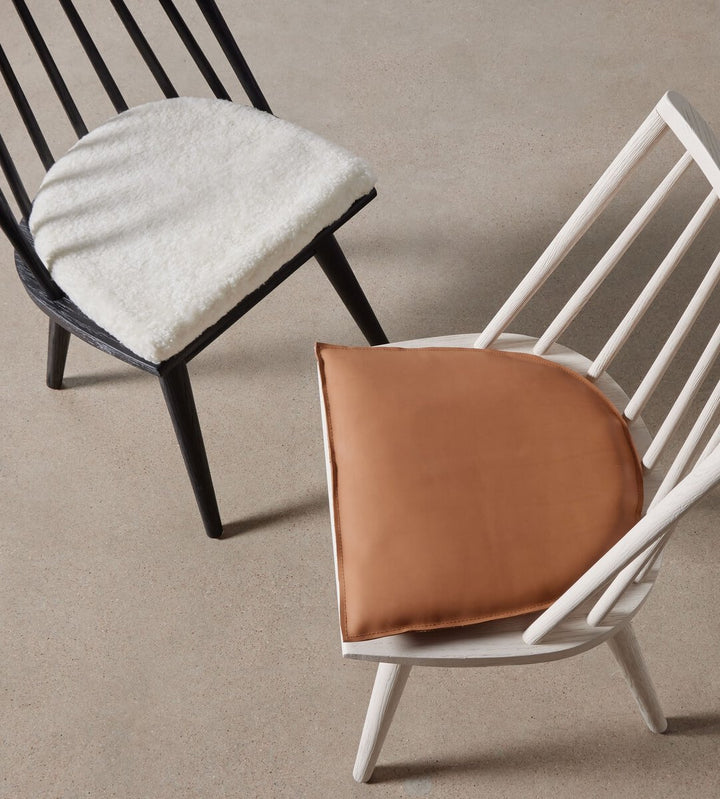 Lewis Windsor Chair - Off White - Whiskey Saddle - 228386-015_4