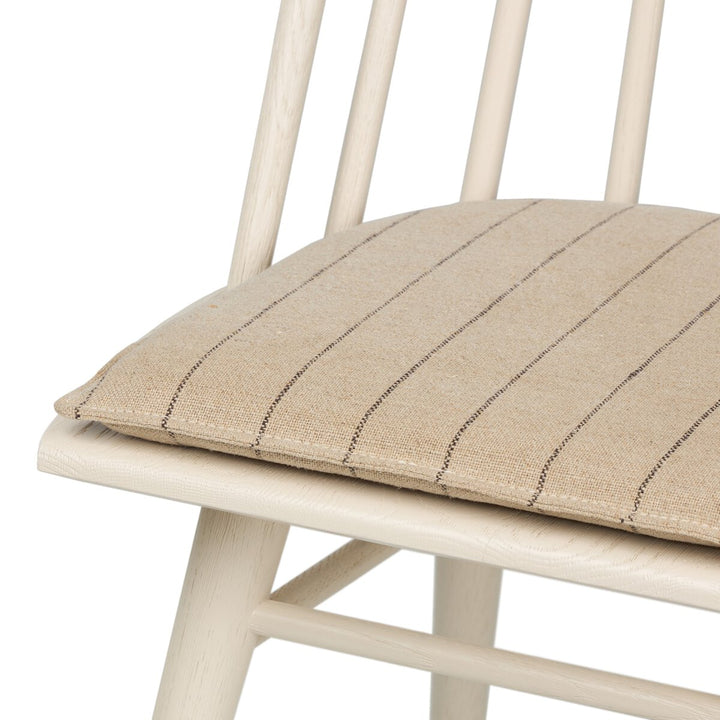Lewis Windsor Chair - Off White - Lavon Flint - 228386-022_7