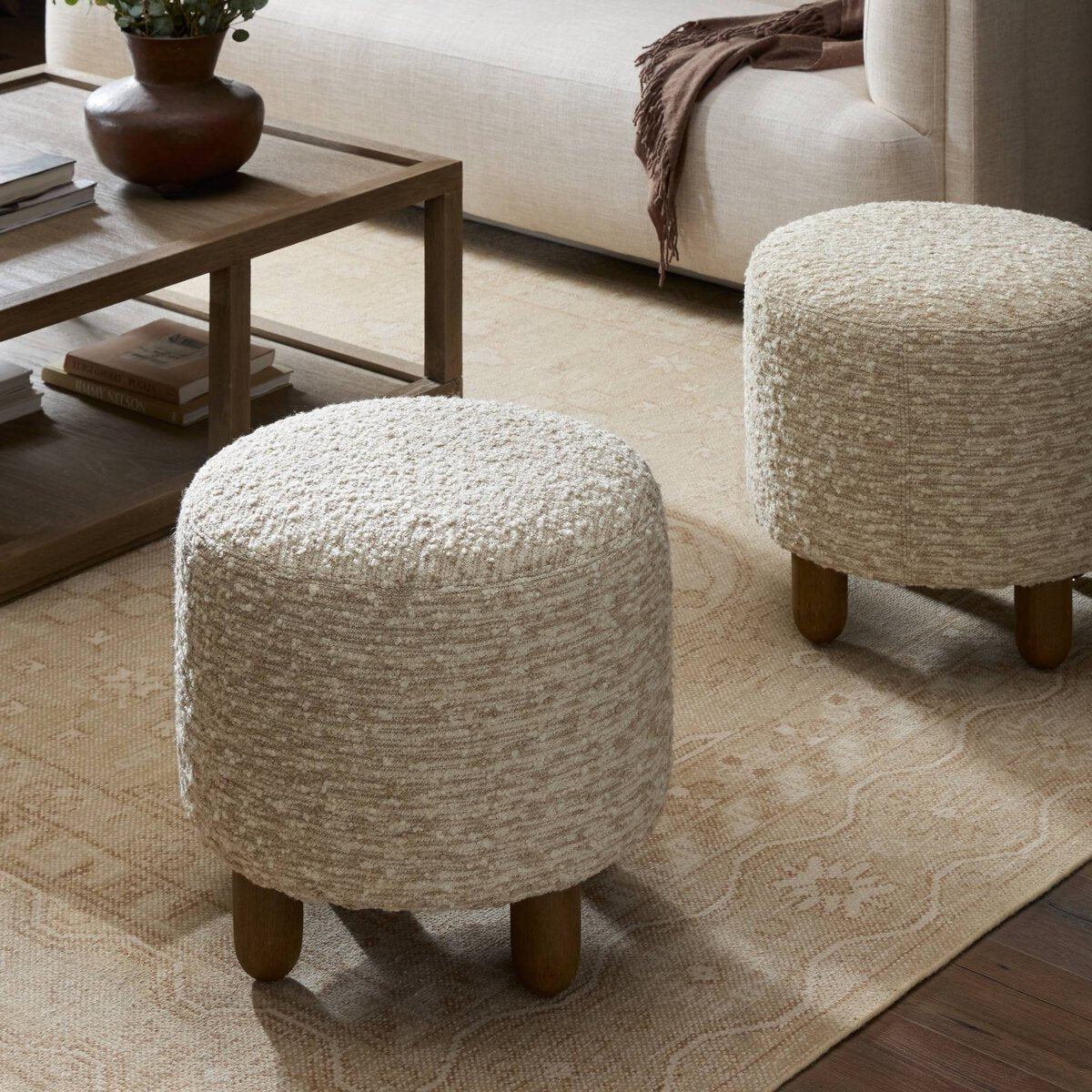 Aniston Ottoman - Solema Cream - 230810-006_4