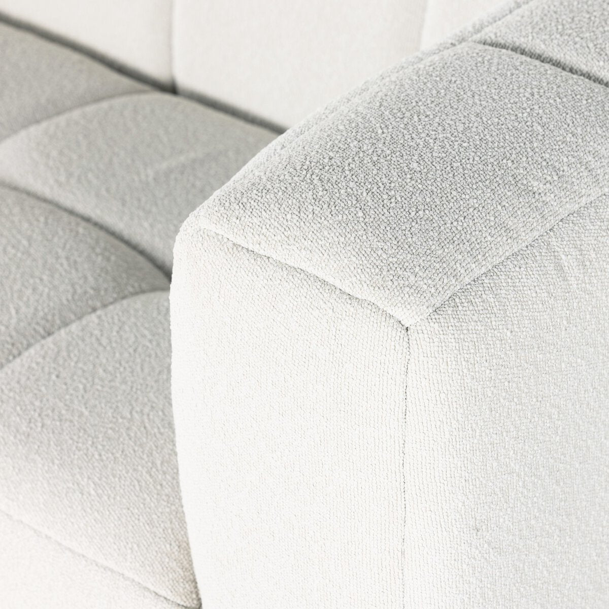 Tavi 2-Piece Sectional - Right Chaise - Fiqa Boucle Natural - 231277-003_7