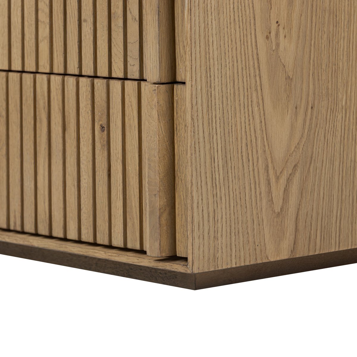 Leo Nightstand
