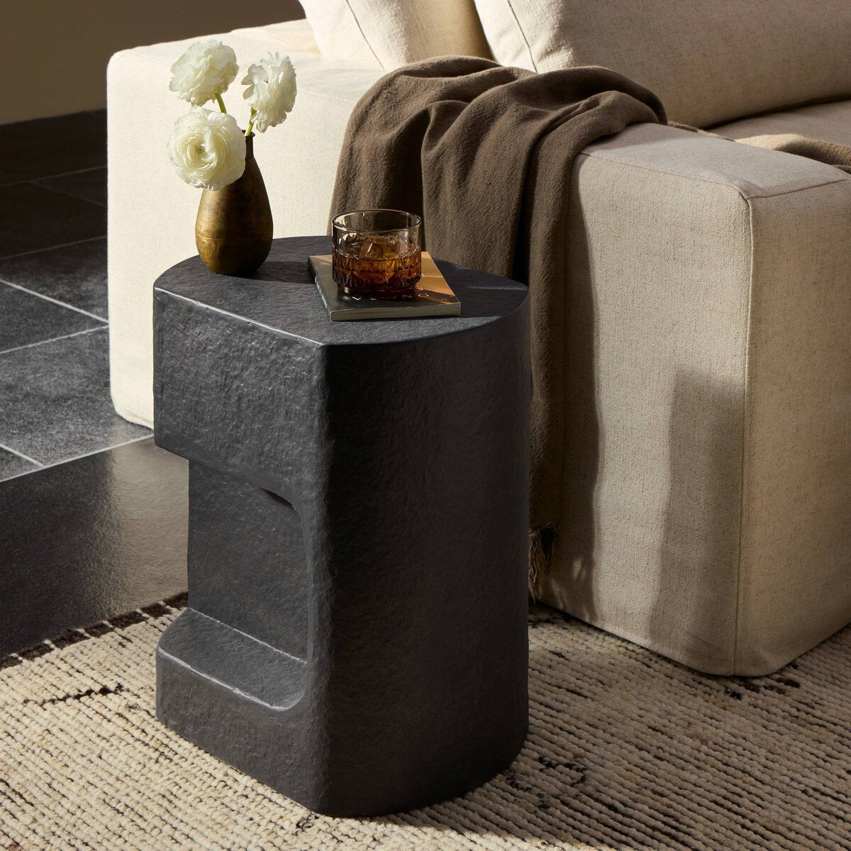 Clementine End Table - Distressed Graphite Concrete - 240100-003_4