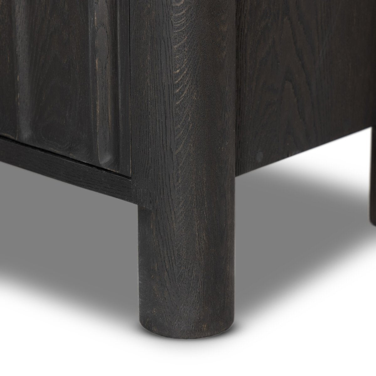 Ezri Sideboard