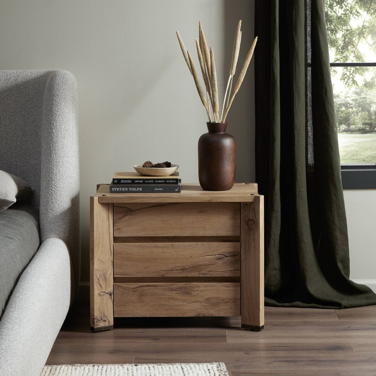 Cassio Nightstand