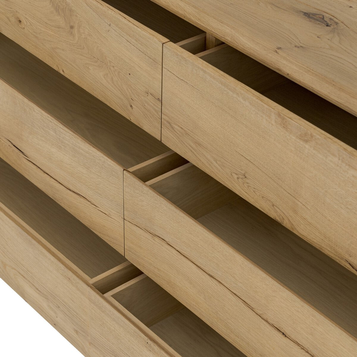 Cassio Dresser
