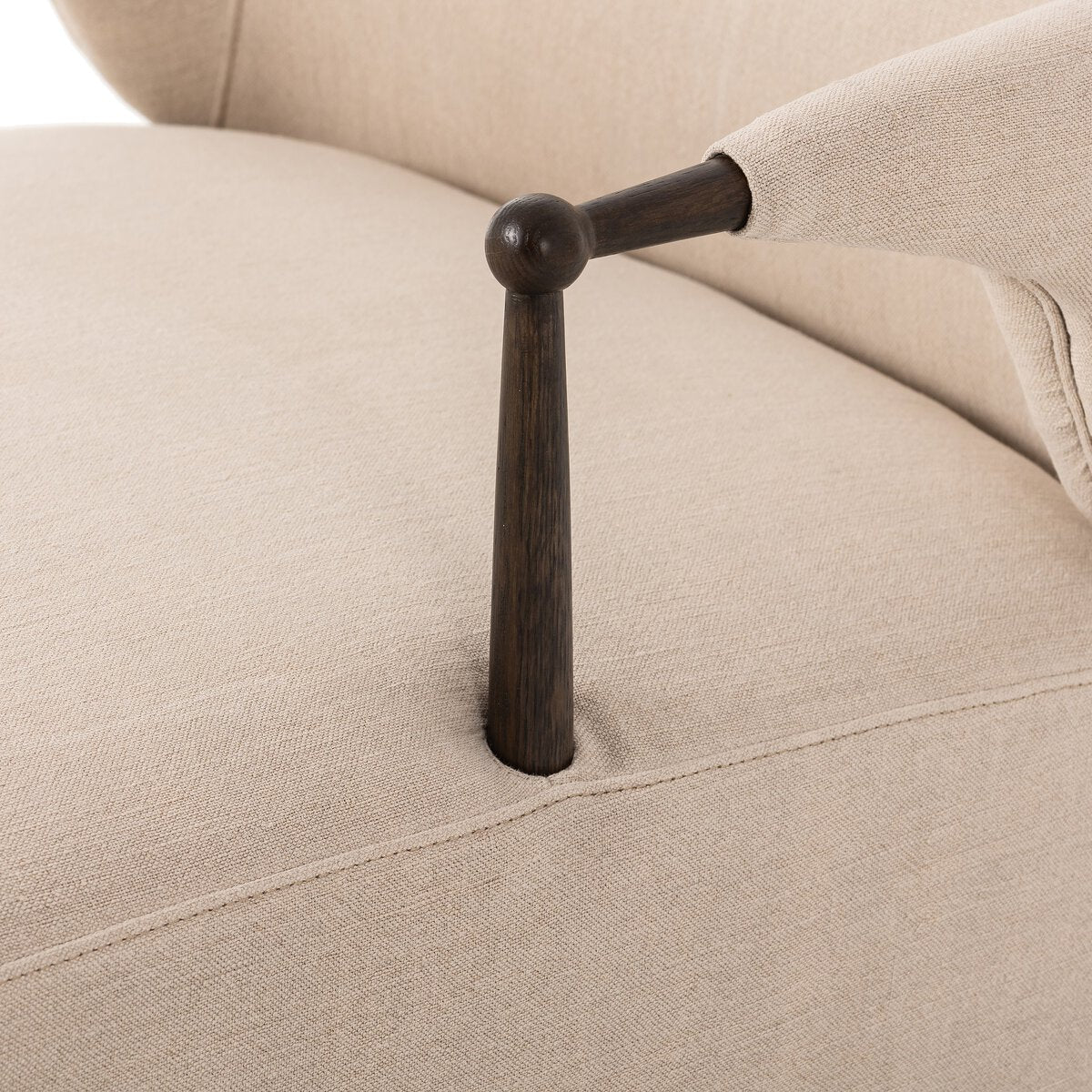 Brently Chaise