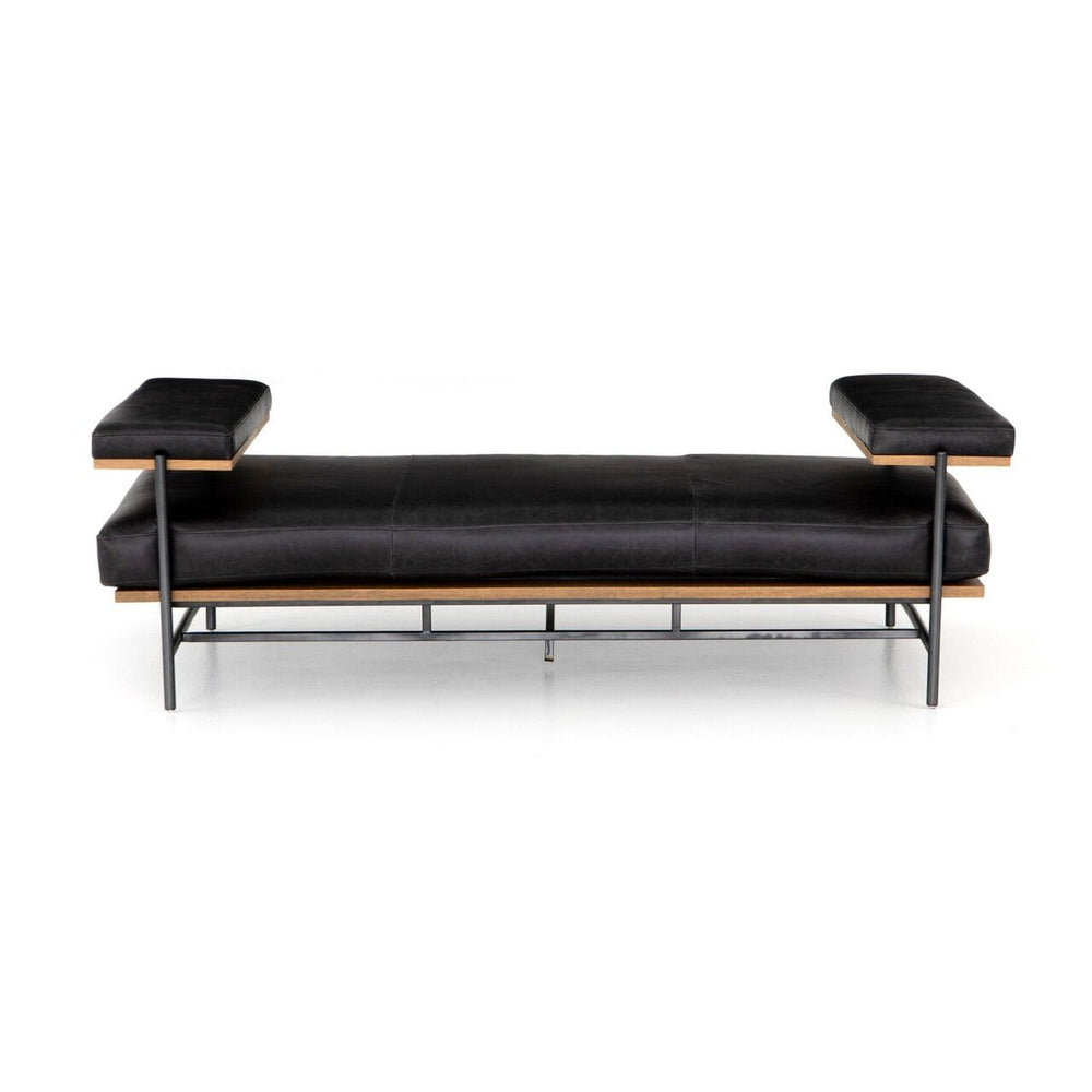Luna Chaise