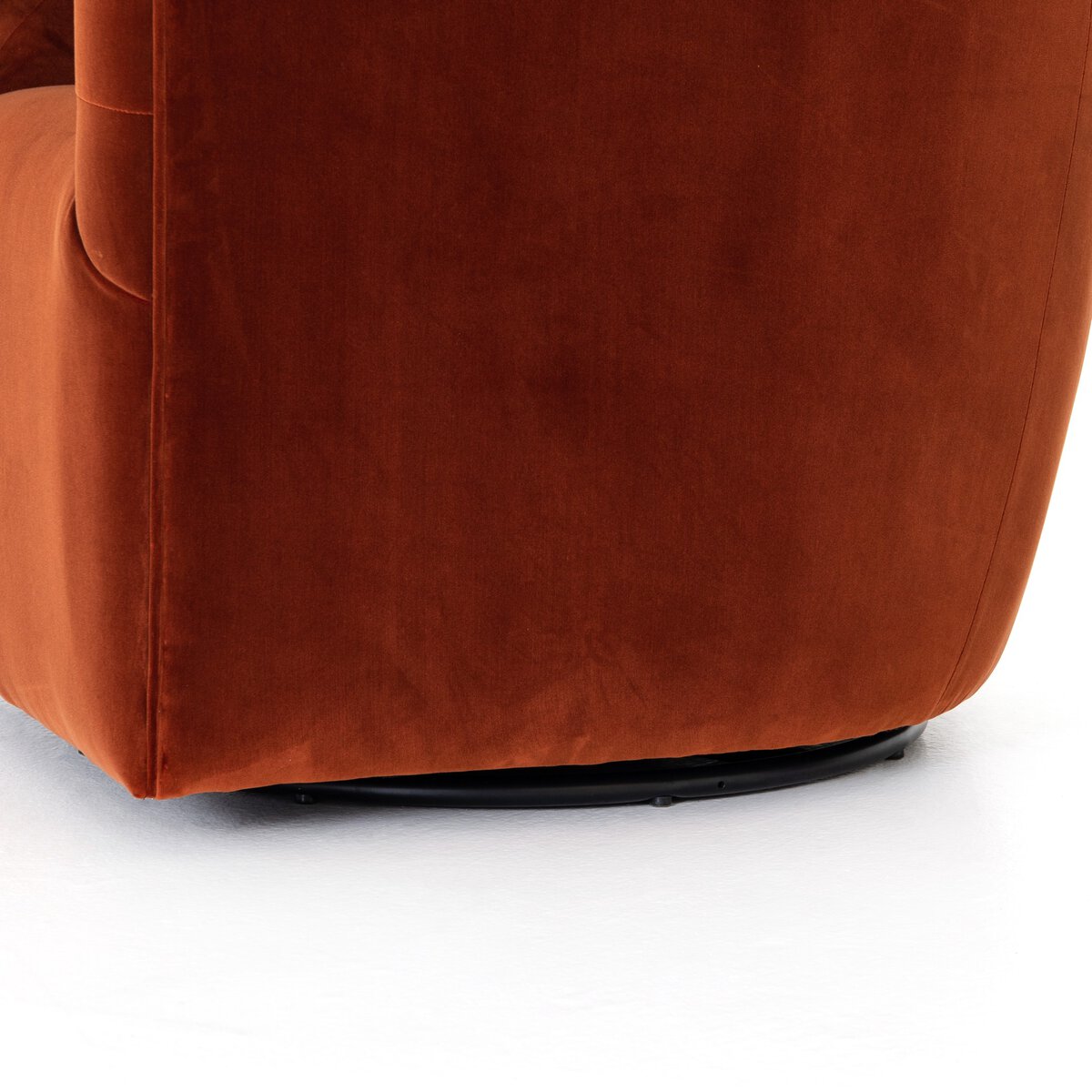 Hanover Swivel Chair