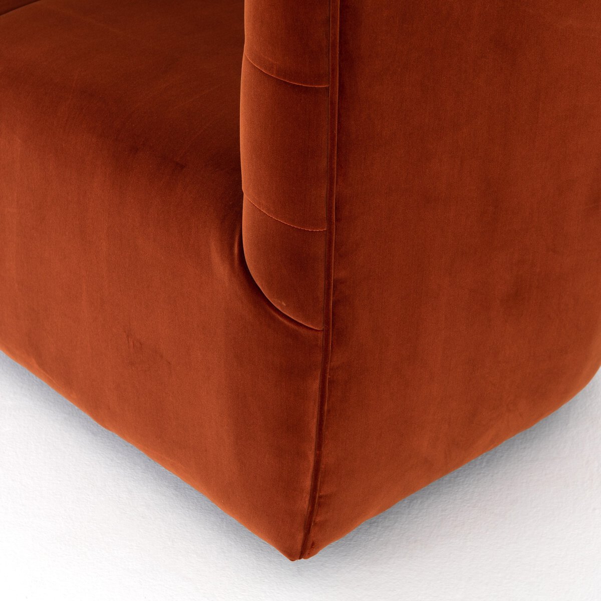 Hanover Swivel Chair