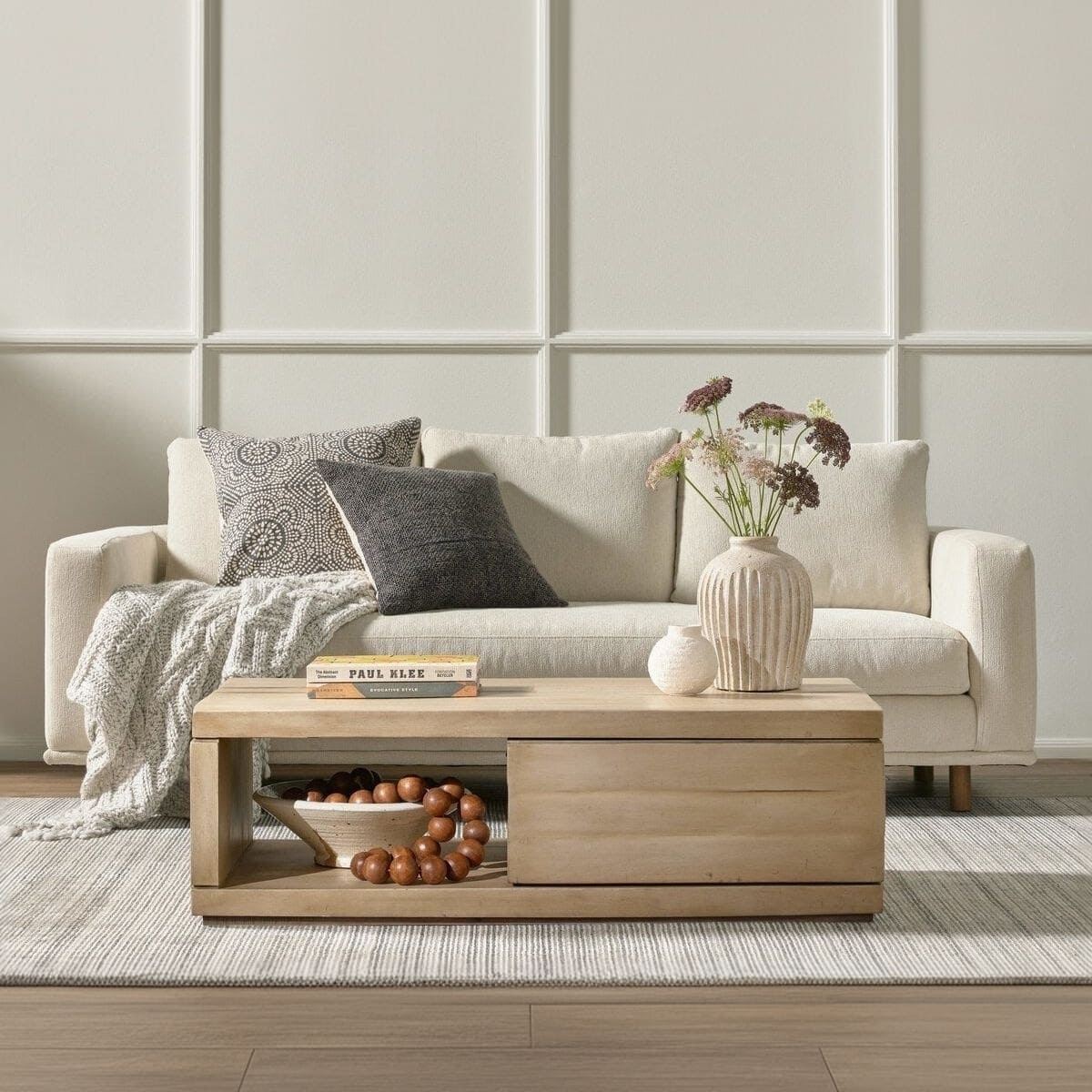 Dom Sofa-85"