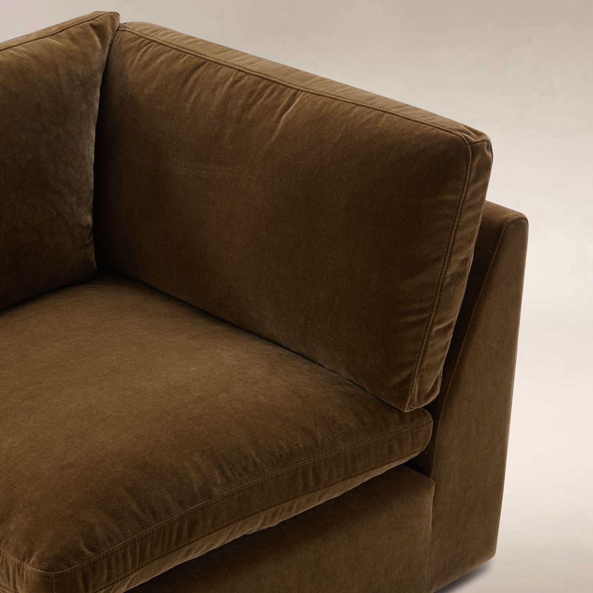 Hilton 2-pc Modular Sofa W/Ottoman
